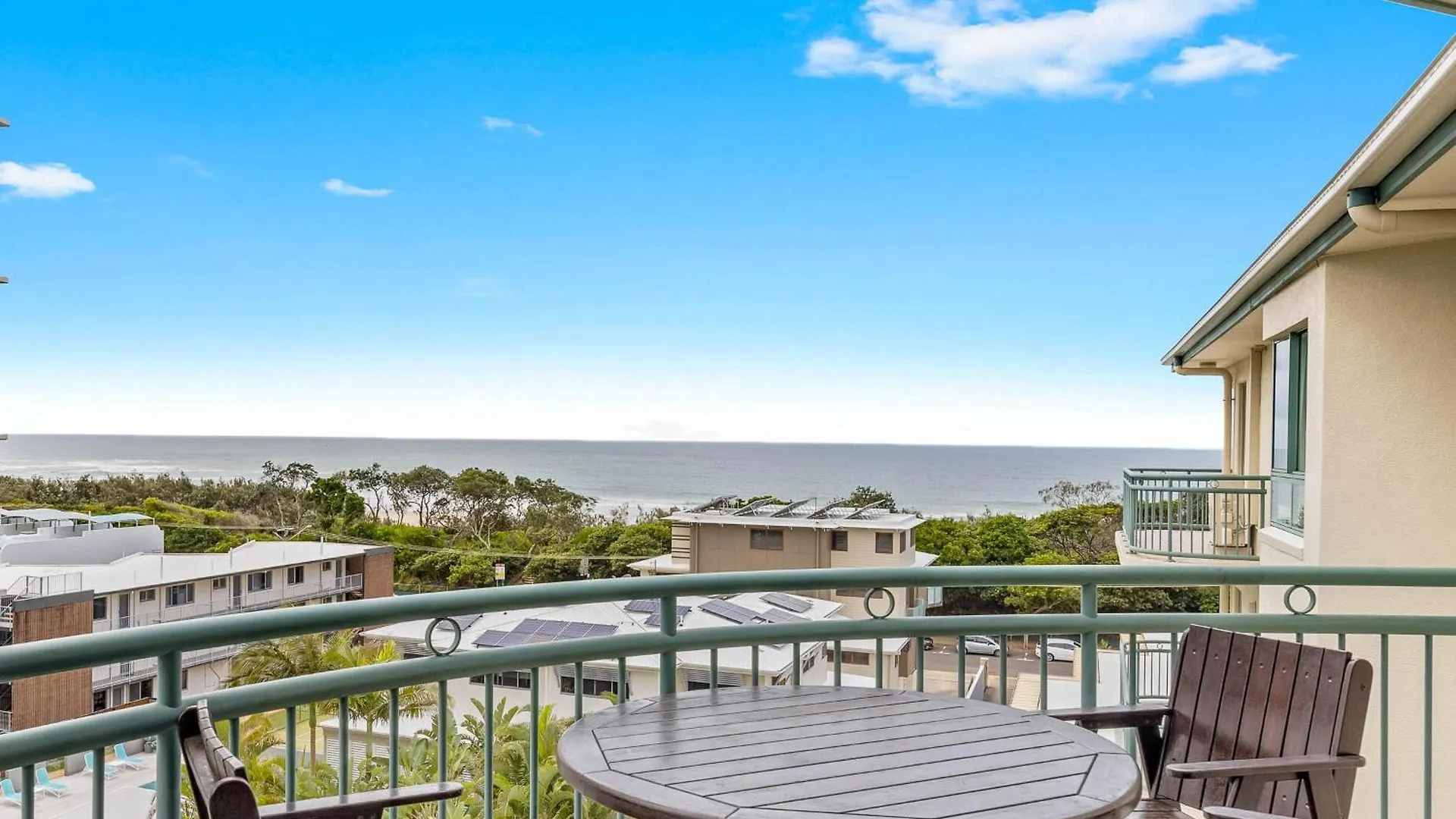 Sunshine Towers Boutique Apartments Maroochydore