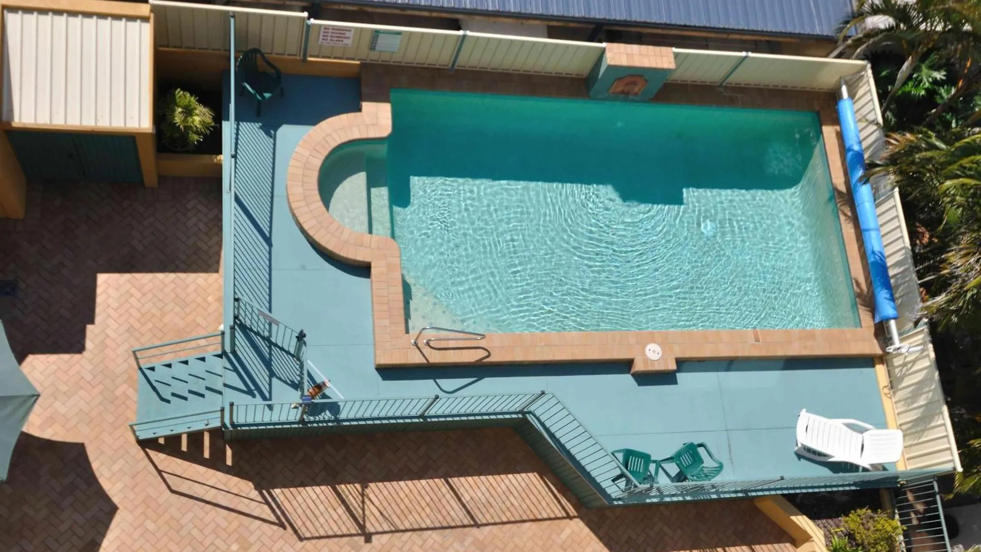 Sunshine Towers Boutique Apartments Maroochydore 3*,