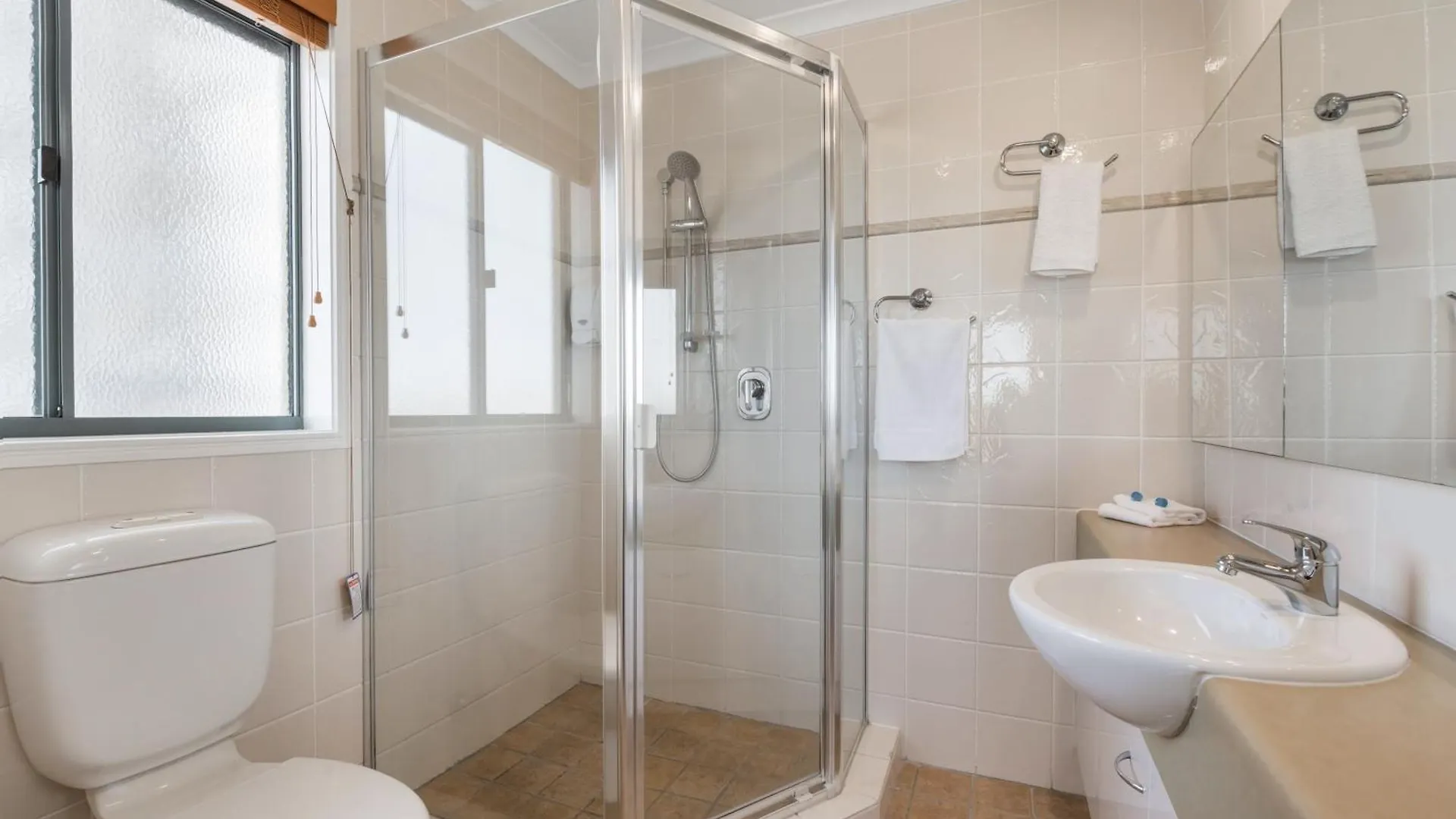 Sunshine Towers Boutique Apartments Maroochydore Australia